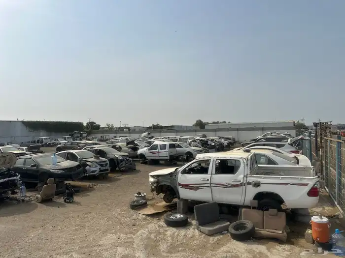 تشليح الراشدي لشرا السيارات وبيع قطع غيار 1