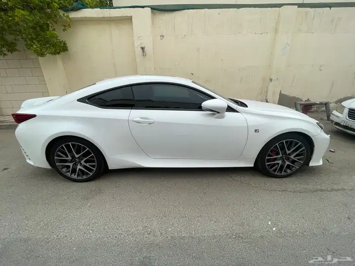 لكزس RC350 F 22