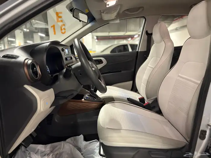 للبيع هيونداي Grand i10 فل كامل 2024 17