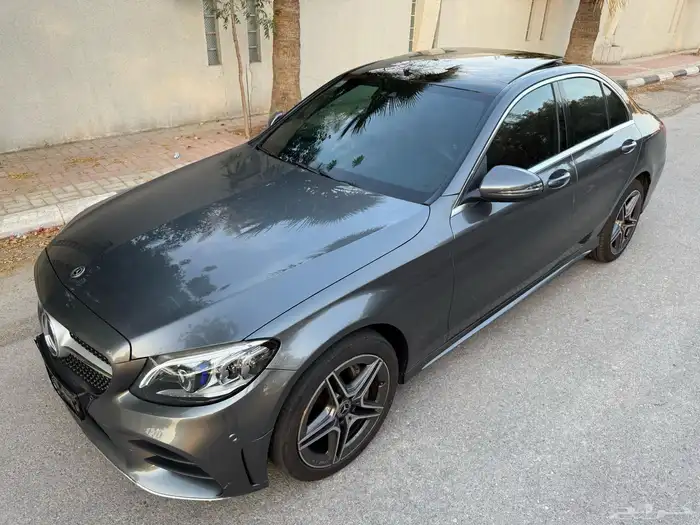 مرسيدس ( C200 ) الموديل 2020 ممشى قليل شبه جديده 8