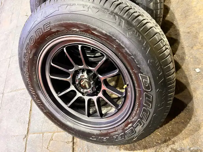 جنوط لنزو مقاس 18 مع كفرات مقاس 265 65 18 9