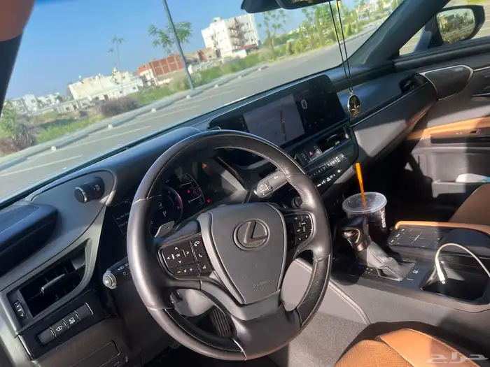 لكزس ES 350 DD موديل 2022 6
