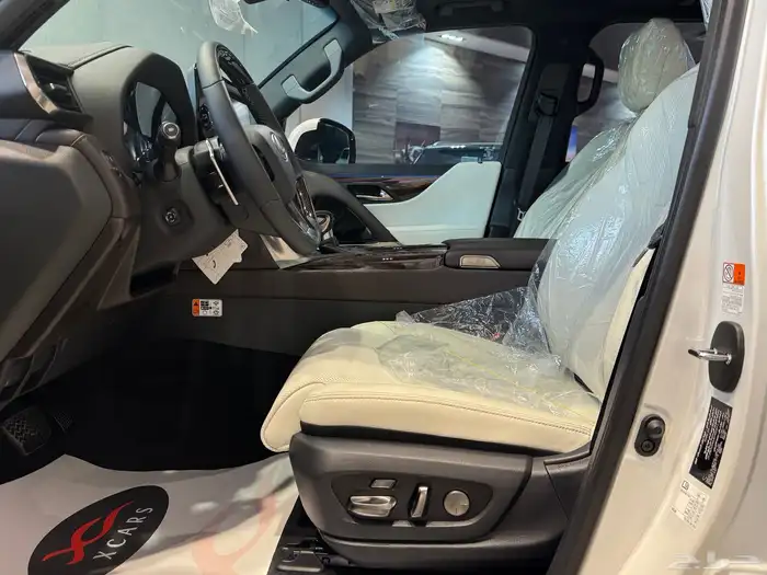 لكزس LX600 BB موديل 2025م (وارد سعودي) 9