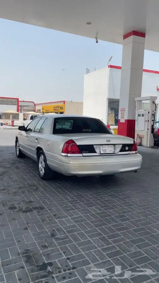 فورد  فيكتوريا يحمل رقم مميز 1