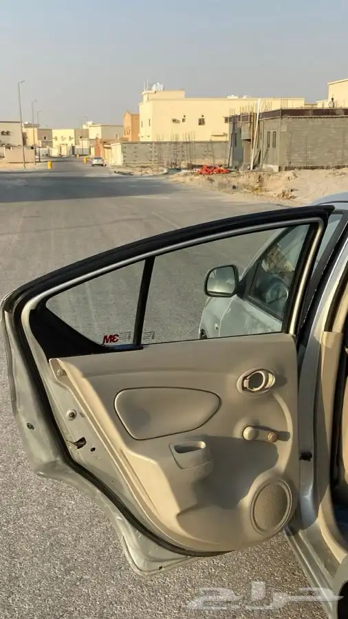 نيسان صني 2015 (مالك اول) 12
