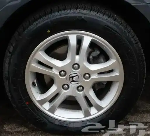 للبيع قطع غيار هونداأكورد مستخدمة 17