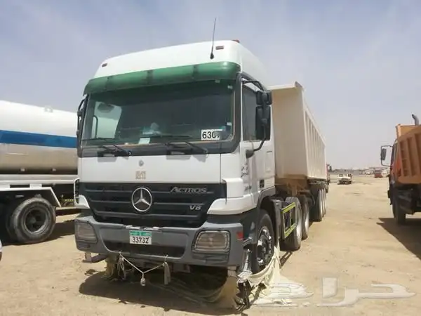 معدات ثقيله وشاحنات 2