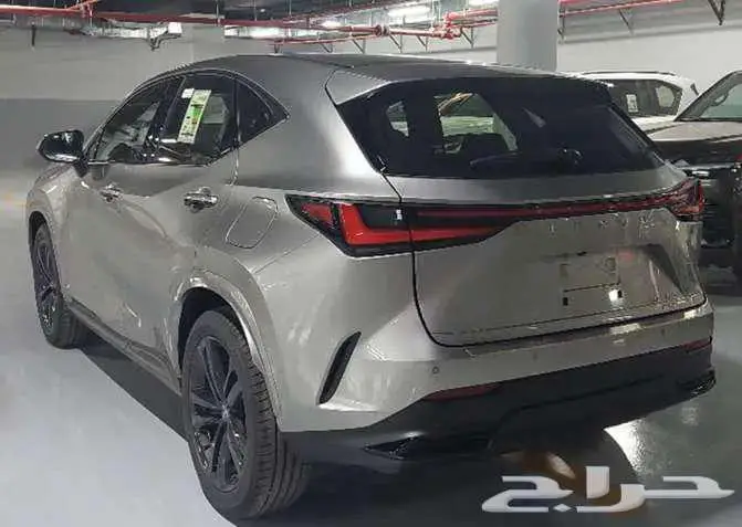 لكزس NX 350 AA 2025 بنزين سعودى تيتانيوم ورمادي 2