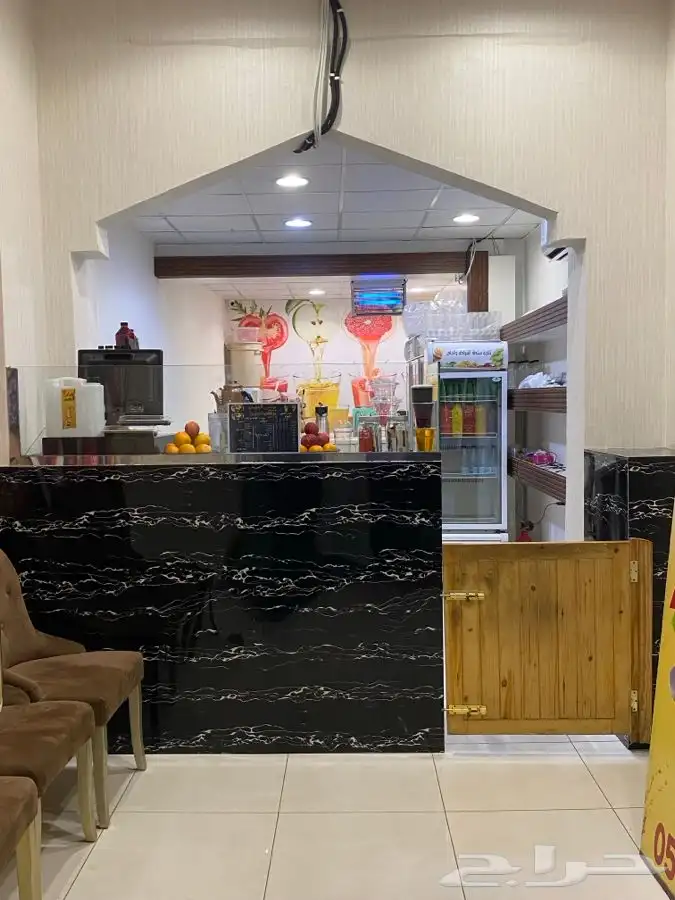 محل عصائر قائم وشغال للتقبيل 3