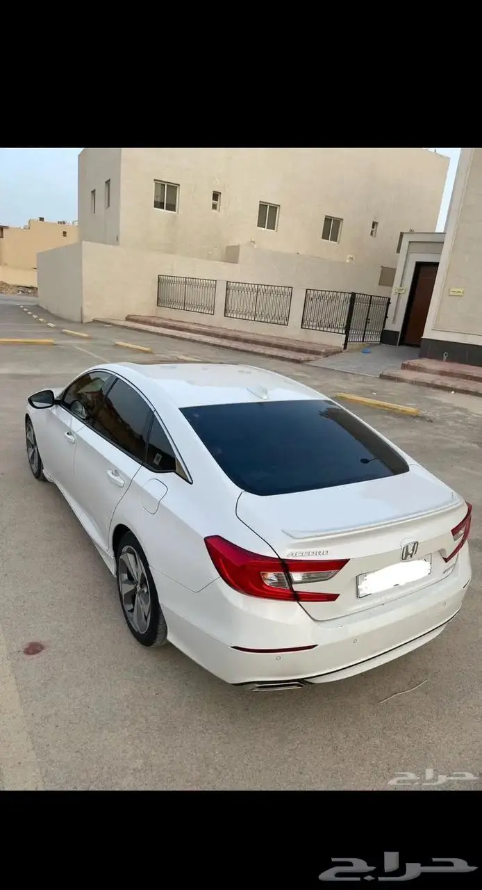 هوندا أكورد 2019 نظيف 10