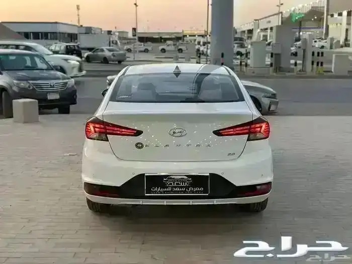 هونداي النترا 2.0cc ابيض 2020 6