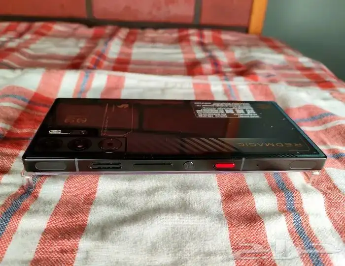 ريد ماجيك 9s pro نسخة العالمية 4