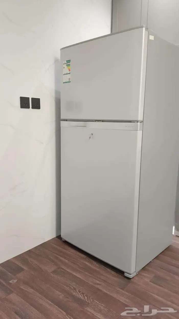 ثلاثه للبيع 2