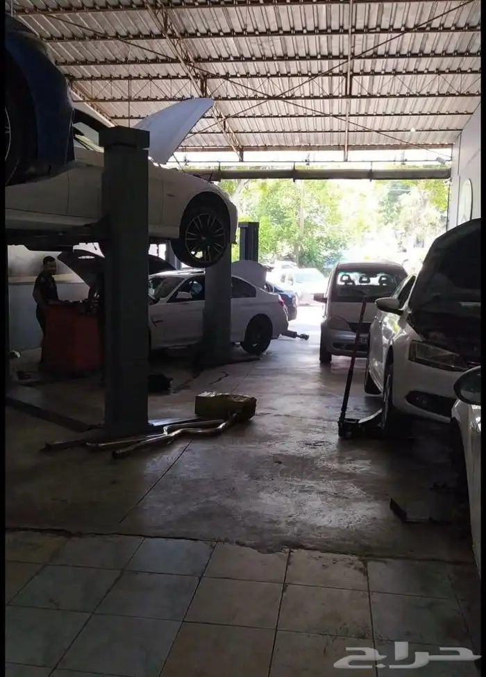 ميكانيكي متنقل داخل مدينة جده للخدمات السريعه واصلاح العكوس 1