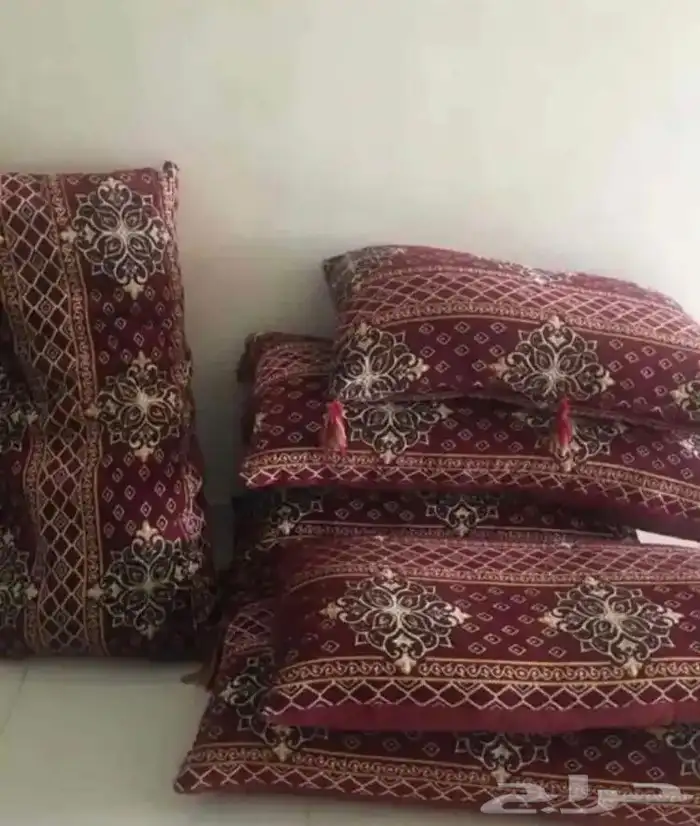 مساند نظيفة للبيع 0