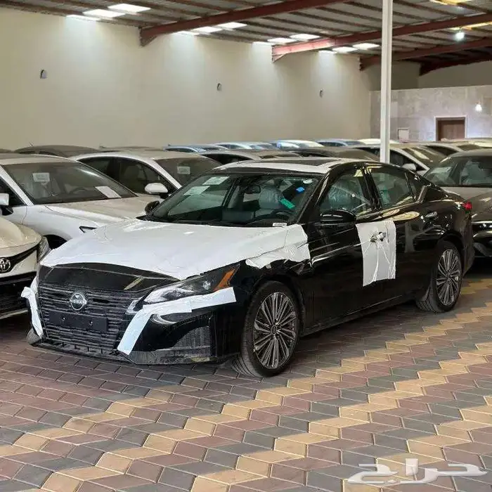 نيسان التيما 2024 اسود _ رمادي 3