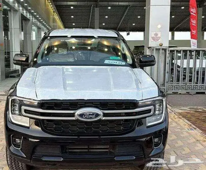 فورد ايفرست 4 4 XLS 2025 بنزين 6