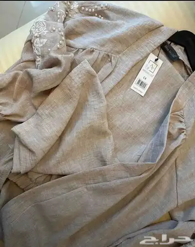 طقم نسائي جديد لم يستخدم المقاس L index