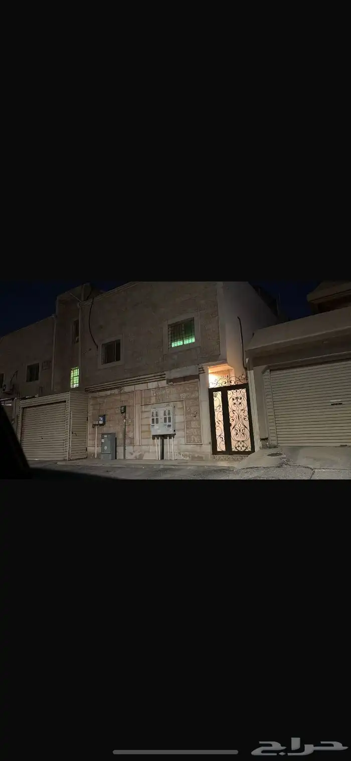 شقه دبلكس مساحة 279 م حي احد الدمام 0