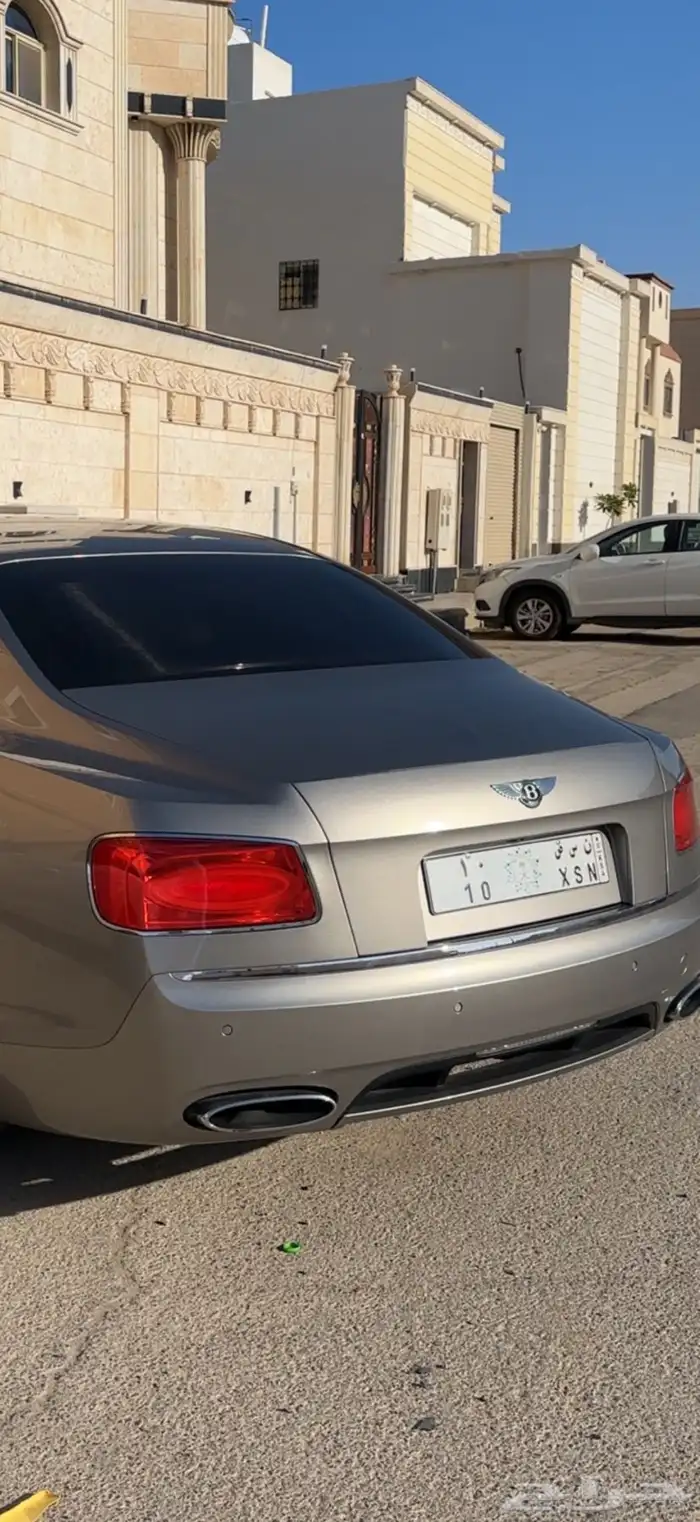 لوحه مميزه رقم 10 للبيع 1