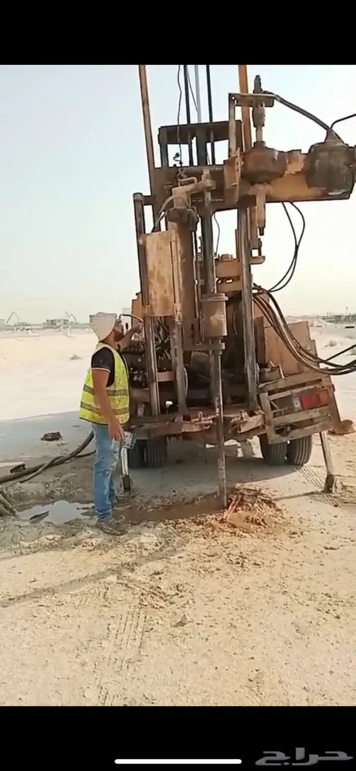 حفارة فحص تربة مع سيارة ايسوزو 2