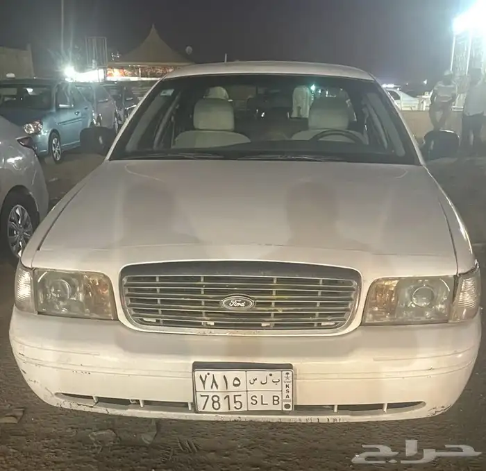 فورد فكتوريا مديل 2004 بوليسي 0