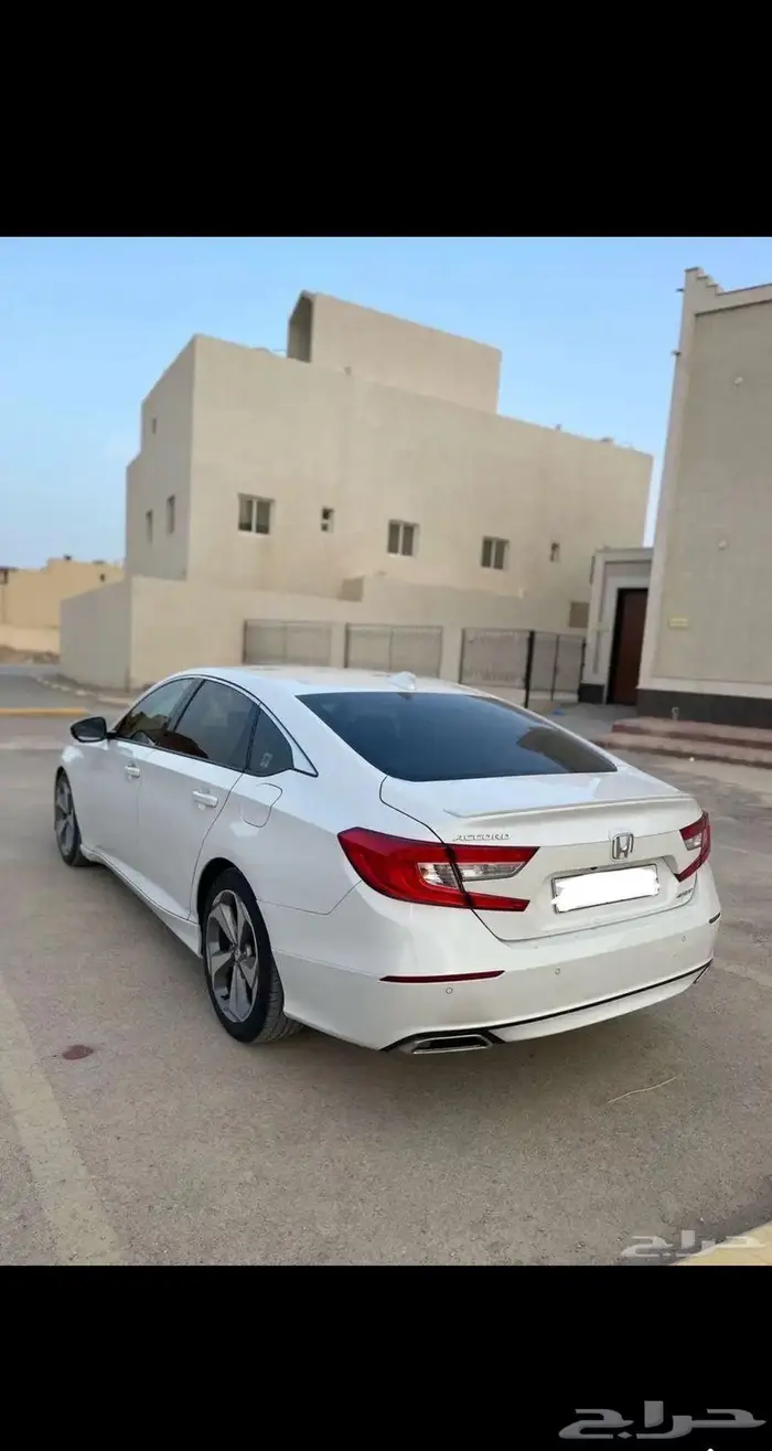 هوندا أكورد 2019 نظيف 12