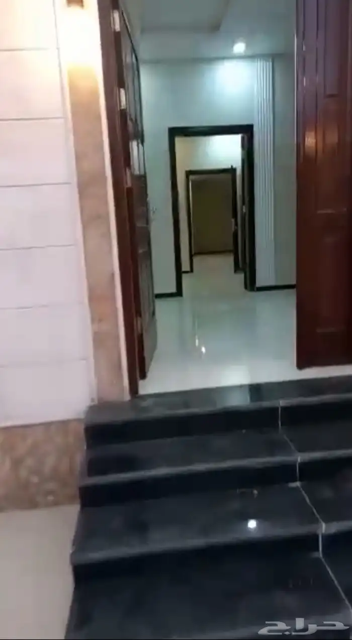 للبيع فيلا بمدينة جده حي الصالحيه 7