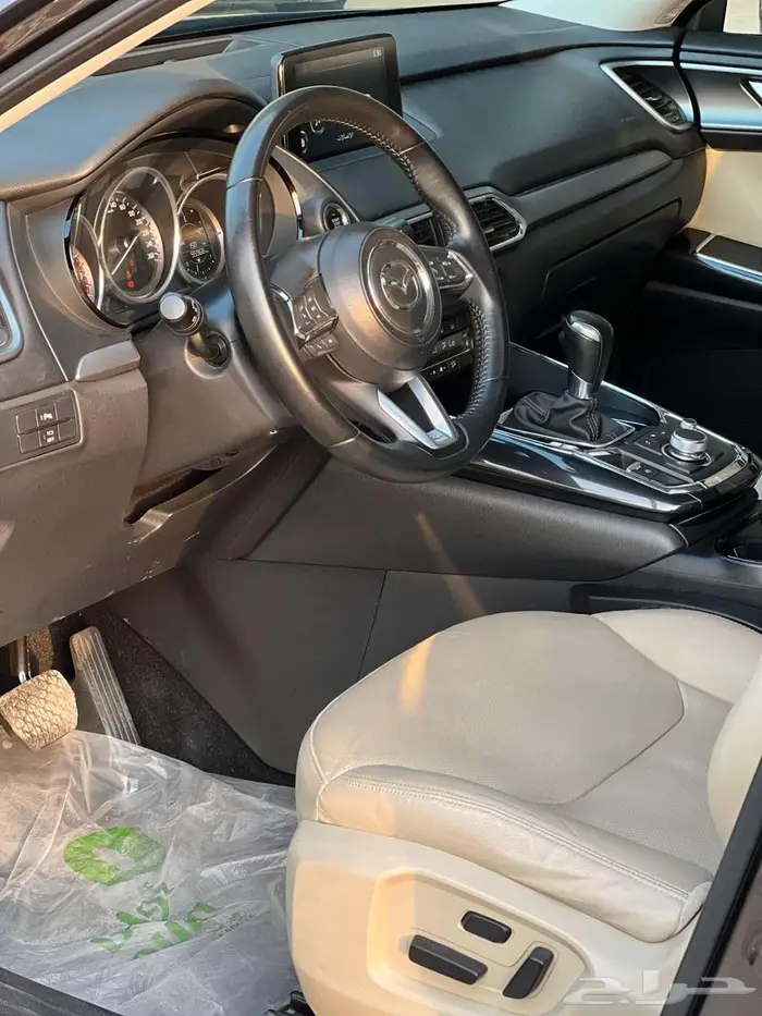 مازدا CX9 عداد 95 فل فتحة سقف 2020 35