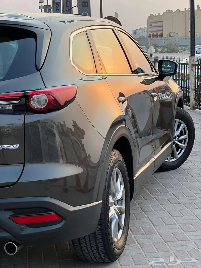 مازدا CX9 عداد 95 فل فتحة سقف 2020 14