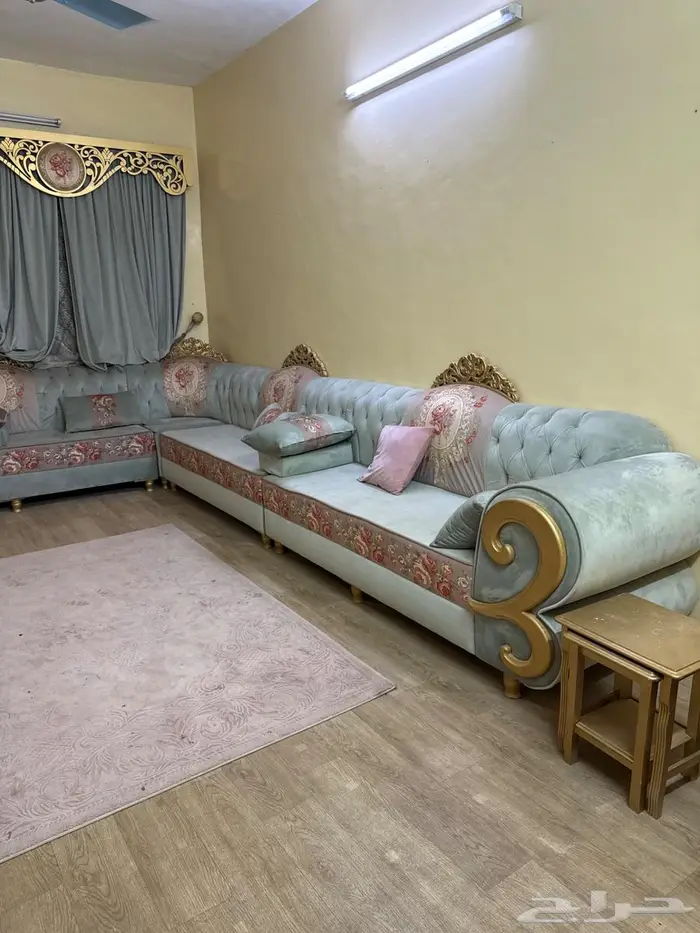 للبيع كنب 3