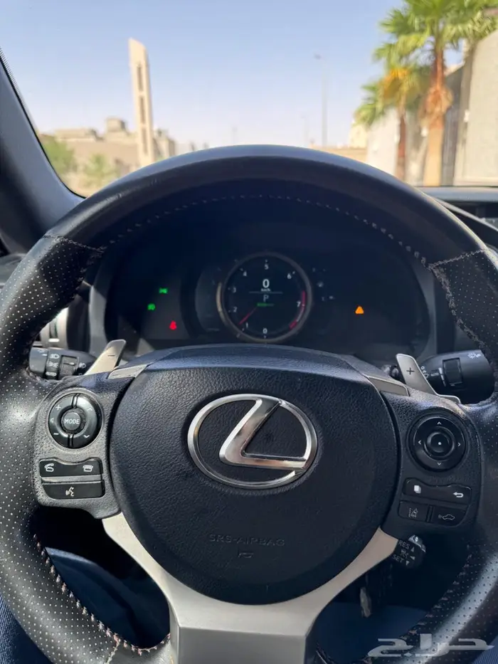 لكزس is 350 FF sport 2015 11