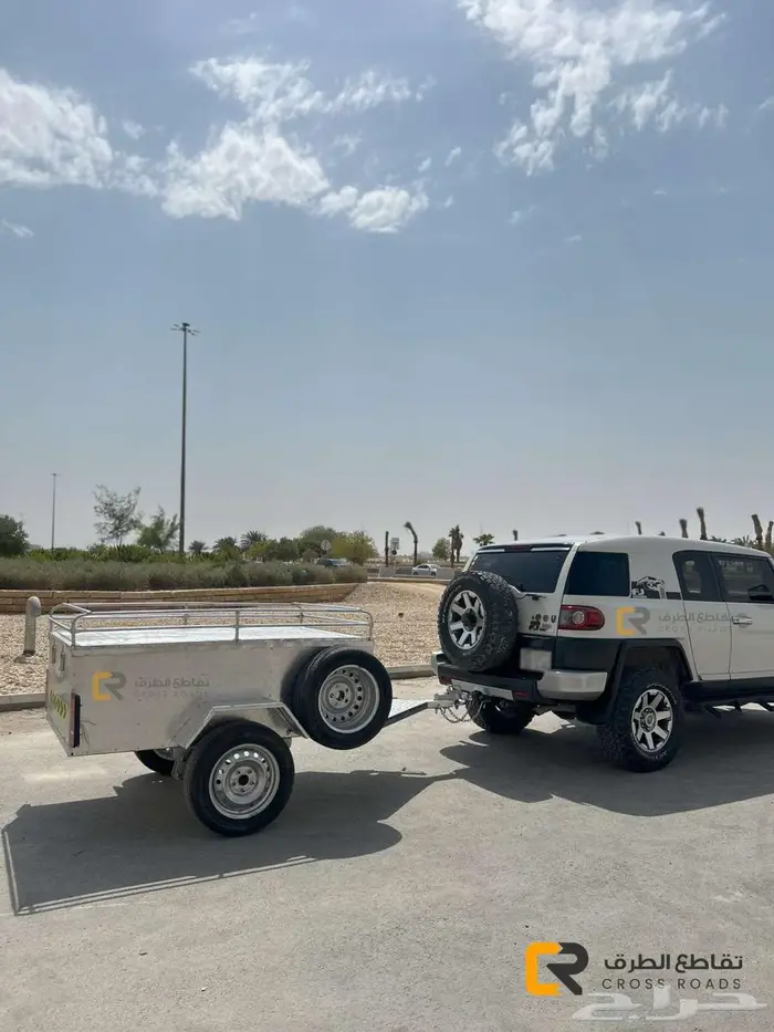 عربة قلص سحب للسفر 13