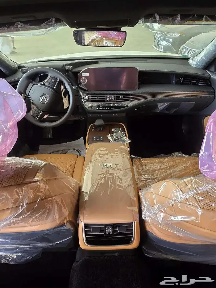 لكزس LS 350 فئة AA خليجي 2025 متوفر لدى الحسن 7