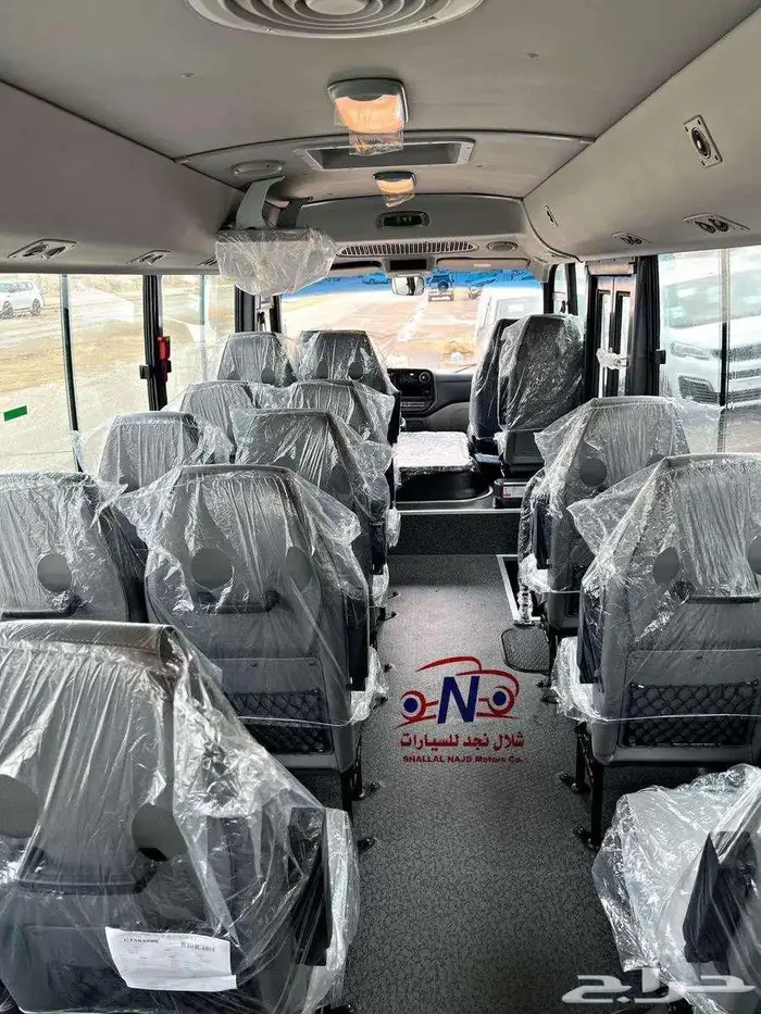 باص كاونتي 26 راكب او 23 ديزل - كاش او اقساط 4