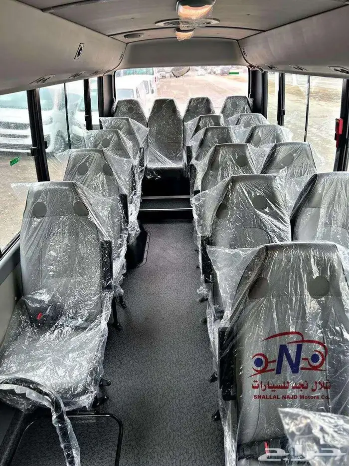 باص كاونتي 26 راكب او 23 ديزل - كاش او اقساط 3