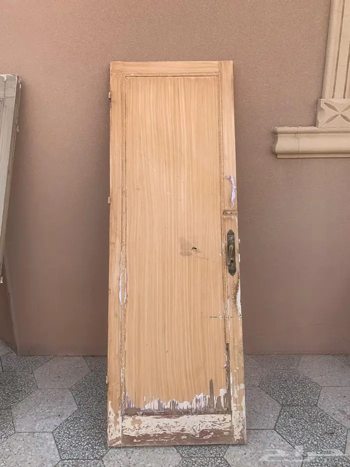 خمس ابواب للبيع خشب بسعر مناسب جدا 0