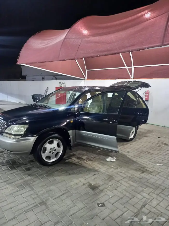لكزس 2002 7