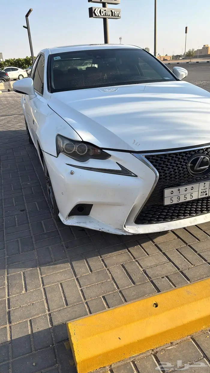 لكزس is 350 FF sport 2015 1