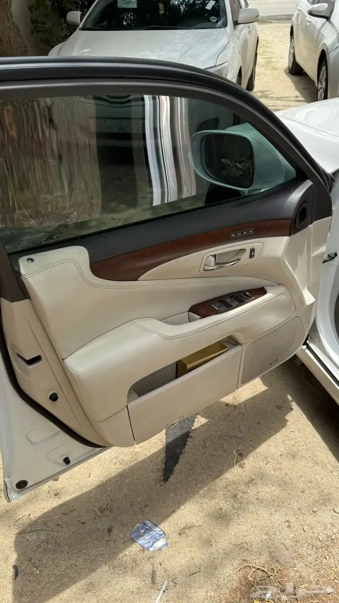لكزس LS460L 2012 6