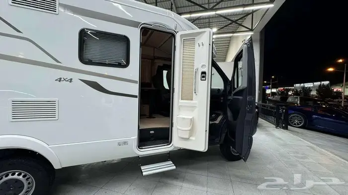 2024 فان مرسيدس هايمر VAN MERCEDES HYMER 8