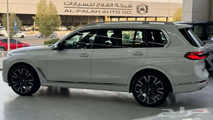 2023بي ام دبليو اكس BMW X7 4