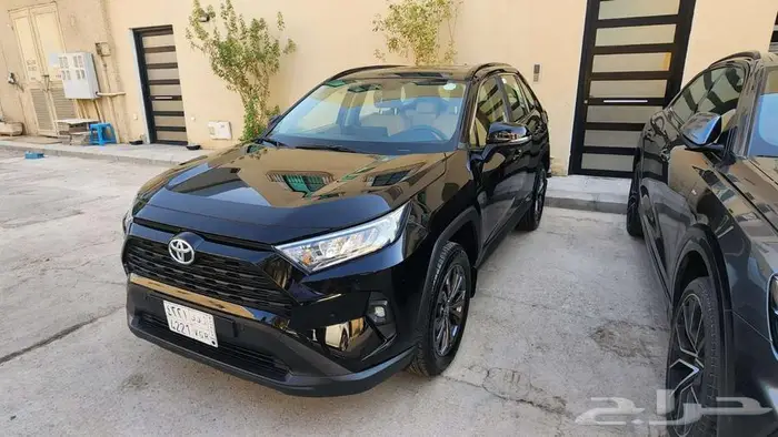 Toyota RAV4 LE  2024  13 000 Km  INSTALMENTS OR CASH. 15