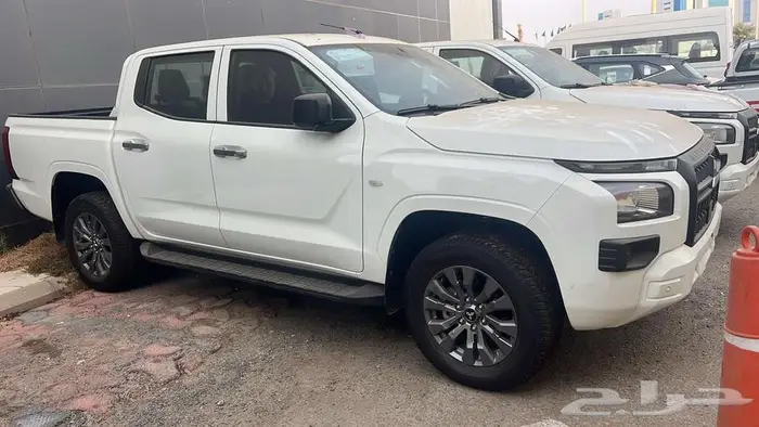 ميتسوبيشي L200 غمارتين دبل ديزل قير اتوماتيك 2024 1