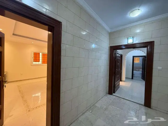 عمارة معروضة للإيجار بالكامل للشركات والمؤسسات في حي النسيم 8