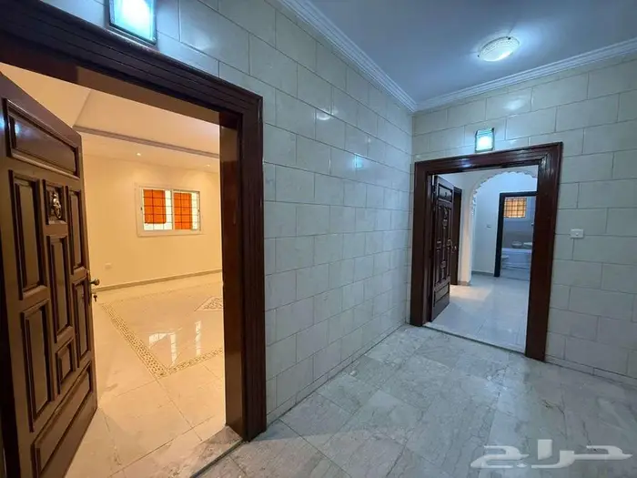 عمارة معروضة للإيجار بالكامل للشركات والمؤسسات في حي النسيم 5