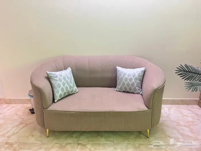 كنب نظيف مع فرشه 2