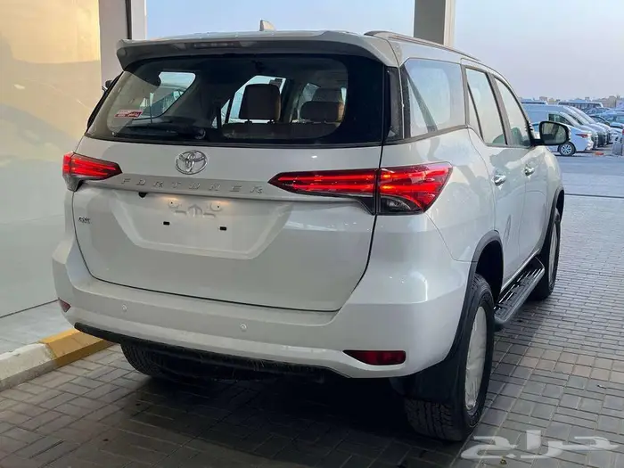 تويوتا فورتشنر GX2 دبل بنزين 2025 8