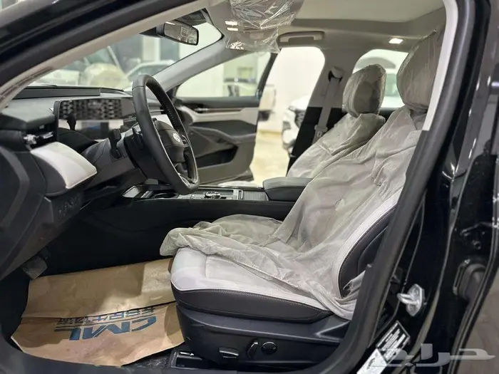 فورد تورس تيتانيوم اسود 2025 12