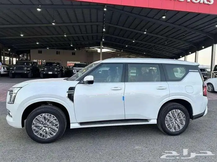 نيسان باترول سلندر V6 تيتانيوم 2025 اقساط وكاش وارد بترومين 14